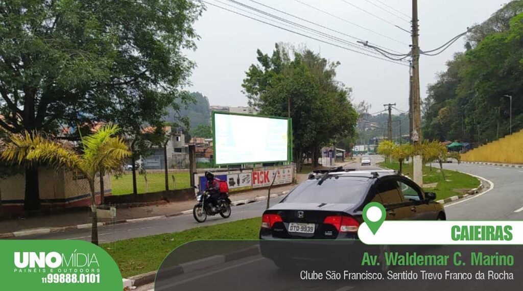 Outdoor da Unomídia em Caieiras, localizado próximo ao Clube São Francisco, sentido Trevo Franco da Rocha.
