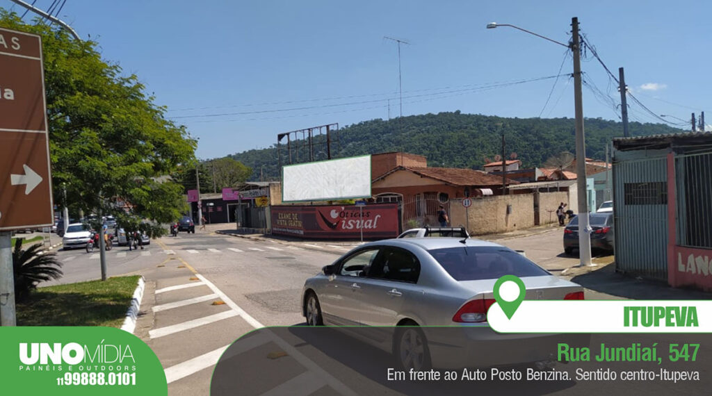 Outdoor da Unomídia em Itupeva, localizado na Rua Jundiaí, nº 547, em frente ao Auto Posto Benzina, sentido centro-Itupeva.