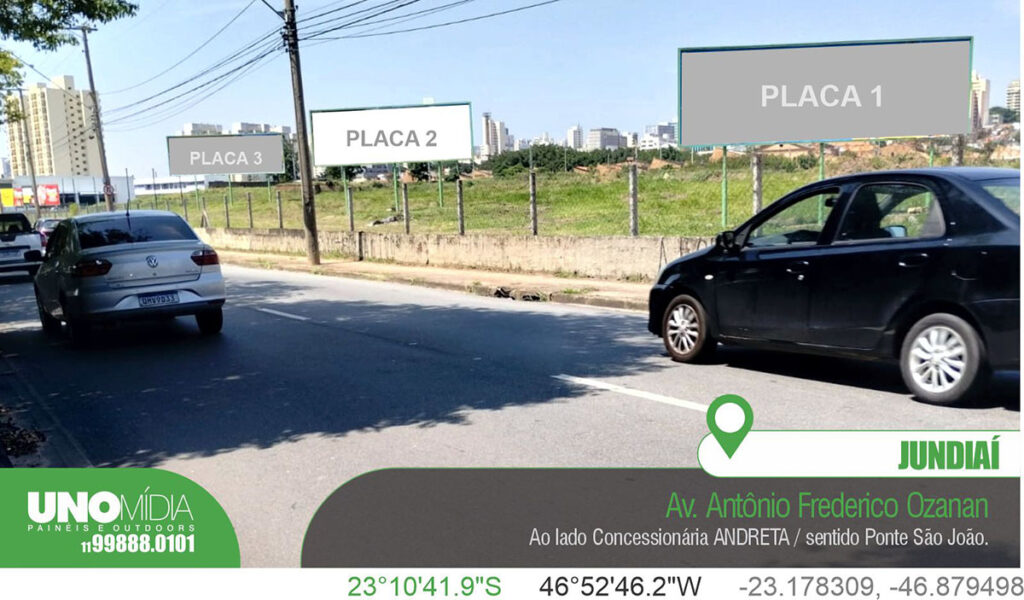 Conjunto de outdoors localizados na Avenida Antônio Frederico Ozanam, ao lado da concessionária Andreta, sentido Ponte São João, em Jundiaí.